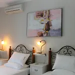 Villa Yiannis